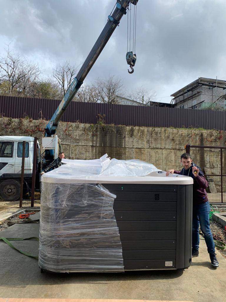 Доставка и установка плавательного спа-бассейна Aquagym Max Pro+ в г.Сочи!