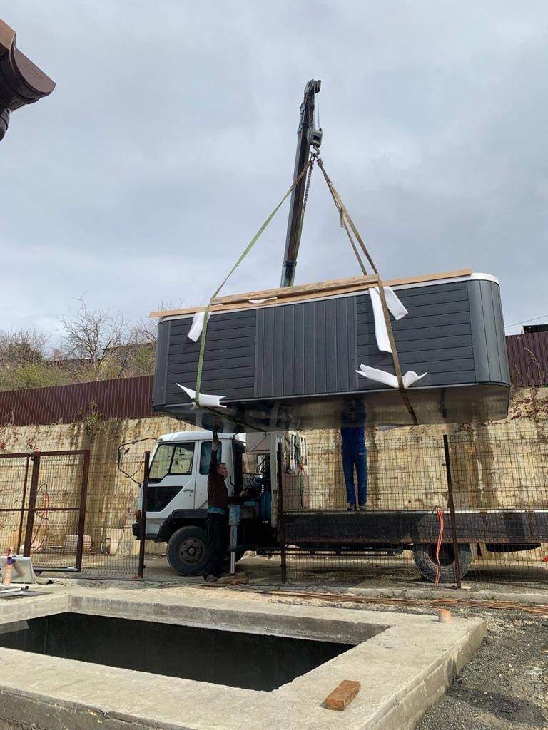 Доставка и установка плавательного спа-бассейна Aquagym Max Pro+ в г.Сочи!